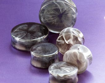 8-50MM - MONOCHROME - Smoke Plugs - Epoxy Resin - Made to order - 8-50MM - Stretched Ears - Double Flare Plugs - Monochrome