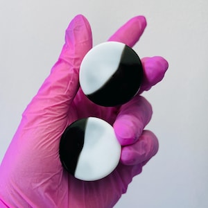8-50MM Plugs - Epoxy Resin - Handmade Plugs for Stretched Ears - Black and White - Monochrome Split Double Flared Plugs