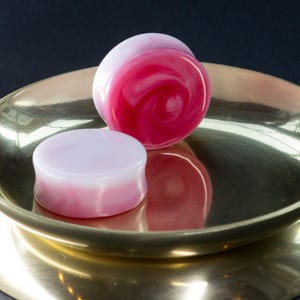 30MM (1.18&quot;) Plugs - Epoxy Resin Plugs - Stretched Ears - White/Pink/Rose Plugs - Double Flare Plugs