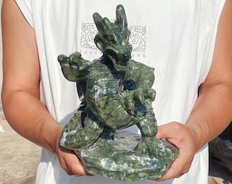 Handgeschnitzter grüner Jade-Drachenschädel: Quarzkristall Wohnkultur (23 cm)