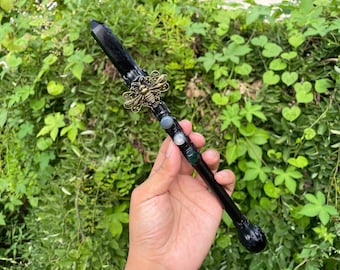 Obsidiaan toverstaf: bijenschedelsnijwerk, heksenscepter