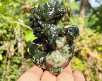 Hand geschnitzte Grün Jade Dragon Skull: Quartz Crystal Home Decor