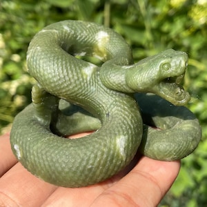 2.8&#39;&#39;+ Natural Green jade sanke,quartz crystal snake,hand carved,Crystal Snake,Snake skull,Home Decoration Crystal Gifts 1PC