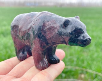 Figura de oso polar de granate tallada a mano de 9,9 cm (3,9 pulgadas) con cristales de cuarzo para la sanación.