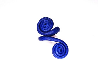 Blue leather spiral statement ring