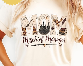 Camiseta Comfort Colors® para mamás traviesas Camiseta para mamás amantes de los libros Camiseta para mamás inspirada en magos Regalo mágico para mamás Camiseta para mamás lectoras