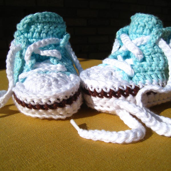 CROCHET PATTERN - shoe, baby high tops,baby booties, baby sneakers, baby tennis shoes, baby basketball shoe, photo prop, PDF pattern