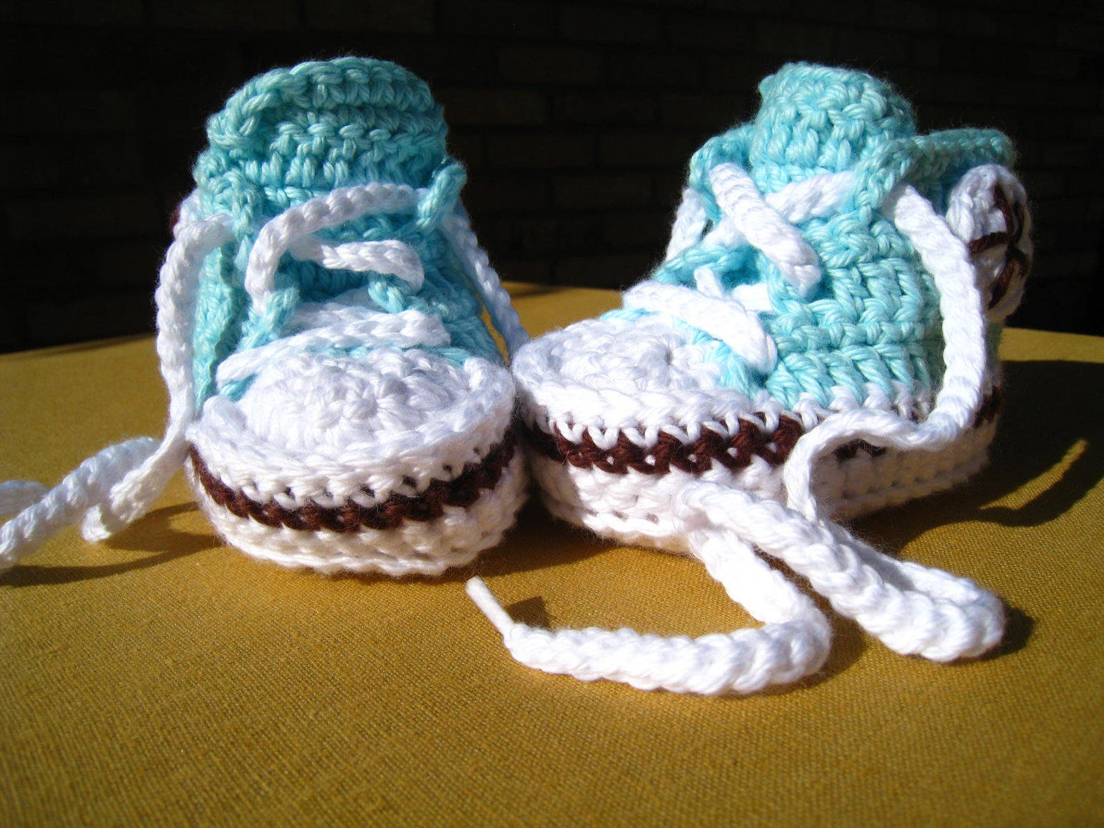 CROCHET PATTERN Shoe, Baby High Tops,baby Booties, Baby Sneakers, Baby