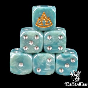 Blauwe hars D6-dobbelstenen, bergrune-sigil, Grimdark-tafelgevechten