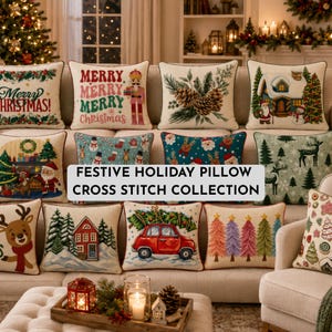 Op de afbeelding: Een collectie vierkante sierkussens met diverse kerstthema kruissteekontwerpen, waaronder een notenkraker, dennenappels, een rode auto met een boom, kleurrijke bomen, rendieren, de Kerstman en winterhuisjes, gerangschikt op een bank.