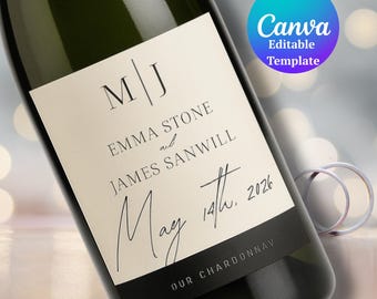 Könnte beinhalten: Eine Chardonnay-Flasche mit individuellem Etikett. Das Etikett zeigt die Initialen "MJ", die Namen "Emma Stone und James Sanwill" und das Datum "14. Mai 2026". Ein "Canva Editable Template"-Aufkleber befindet sich oben rechts.