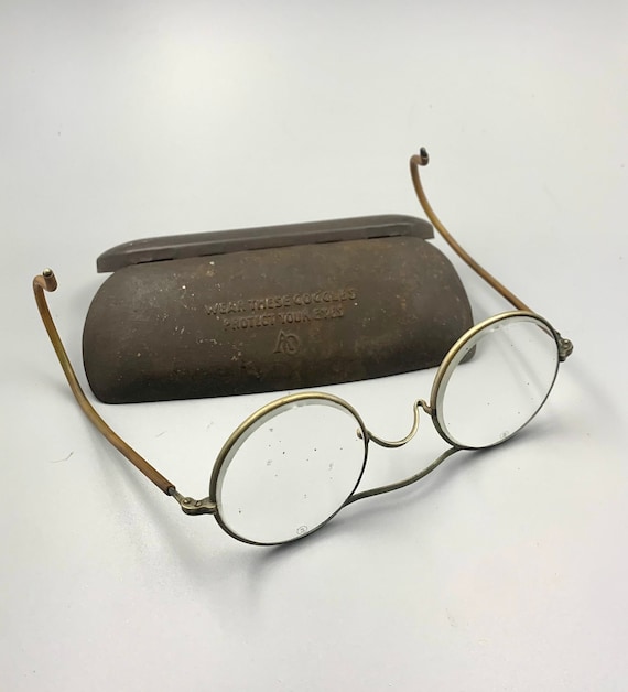 Antique eye glasses goggles with case wire rim bra