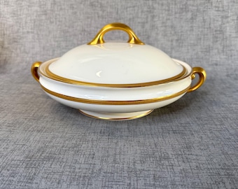 Vintage Lenox Windsor M-161 Round Vegetable Bowl with Lid - Mid-Century Fine China Gold Stamp