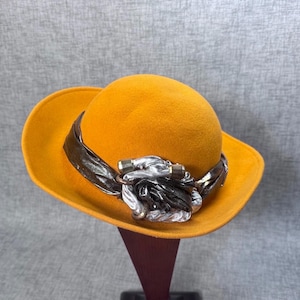 Orange wool ladies hat vintage