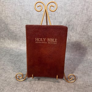 Santa Biblia Letra Gigante Referencia King James Letra Roja Cuero Marrón con Caja Original