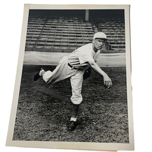 George Earnshaw Philadelphia Athletics pitcher 1931 black white photograph vintage sports history art