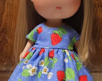 Strawberry and Daisy's Dress Nines d'onil "Mini" 10" Mia
