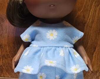 Daisy Dreams Pajamas and Slippers for Nines d'onil Mia