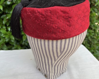 Black velvet and black and red silk lounging cap, leisure cap, Size Large, late 1840s-1880s