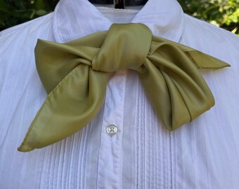 Pale yellowish-green silk neckerchief, 19th century style