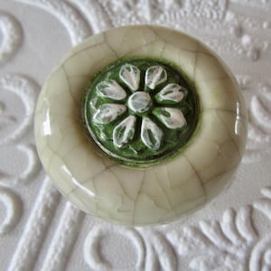 Ivory Floral Ceramic Knob with Antiqued Silver Base (Set of 2)