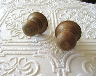 Set of 2 Round Wood Naturally Aged Knobs