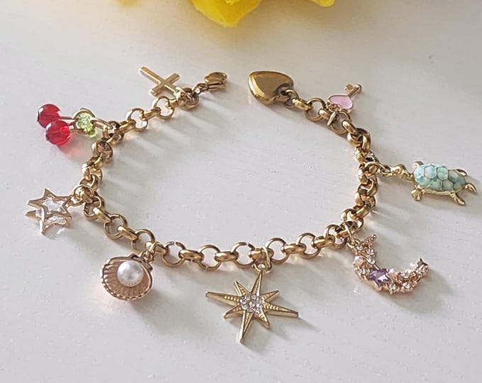 Y2K Charm Bracelet: 18K Gold Plated Stainless Steel Dangle Charms