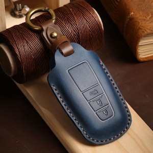 Suitable For Toyota Key Bag Camry Avalon Retro Crazy Horse Leather Pure Handmade Car Key Cover