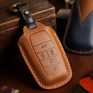 Suitable for Toyota Alphard key cover handmade key cover Sienna