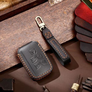 Suitable for Land Rover XJXF XE, New Range Rover Discovery 5, and Jaguar leather key covers