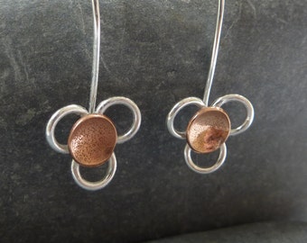 Daisy flower drop earrings: Handmade, sterling silver and copper