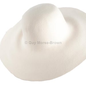 Ladies Fur Felt Capeline Hat Body 103g - Ivory