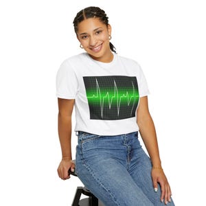 Heartbeat Graphic Unisex T-Shirt, Casual Tee for Health Enthusiasts, Medical Professionals, Science Lovers, Gift Idea