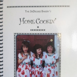 3rDegree Bakery&#39;s HOME COOKIN&#39; Cookbook
