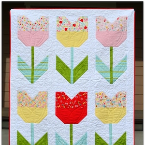 Happy Tulips Quilt Pattern