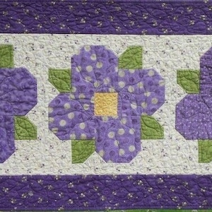 Modelli di trapunta PDF per topper/corridore da tavolo Bloomin' Posies