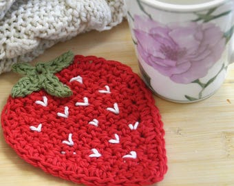 crochet strawberry coasters