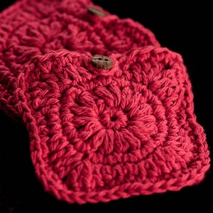 crochet tea bag cozy, crochet flower tea pouch, tea drinker gift Red