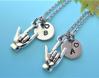 Best Friends I Love You Necklaces for 2, I Love You Sign Language Necklace, ASL Necklaces, ASL Jewelry, I Love You Gifts, Best Friend Gifts