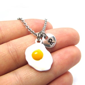 Personalized Fried Egg Neklace, Egg Necklace, Egg Pendant, Egg Jewelry, Egg Lover Gift, Egg Charm Necklace, Sunny Side Up Egg, Egg Gifts