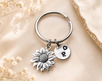 Personalized Sunflower Keychain, Custom Initial Keychain, Sunflower Gift for Her, Floral Keychain, Gift for Mom, Gardener Gift