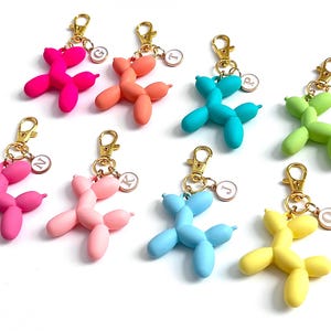 Personalized Balloon Dog Purse Charm – Cute Animal Bag Charm in 8 Colors | Custom Dog Lover Gift, Kawaii Balloon Purse Charm, Stocking Gift