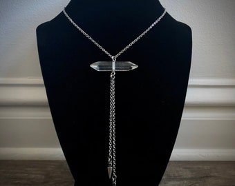I Know The End Necklace // quartz necklace, minimalist necklace, minimal necklace, geometric necklace, spike necklace, ufo necklace, bolo