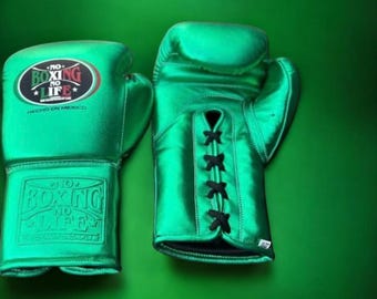 Custom Leather Gloves – "No Boxing Life" Design, Gel Padding