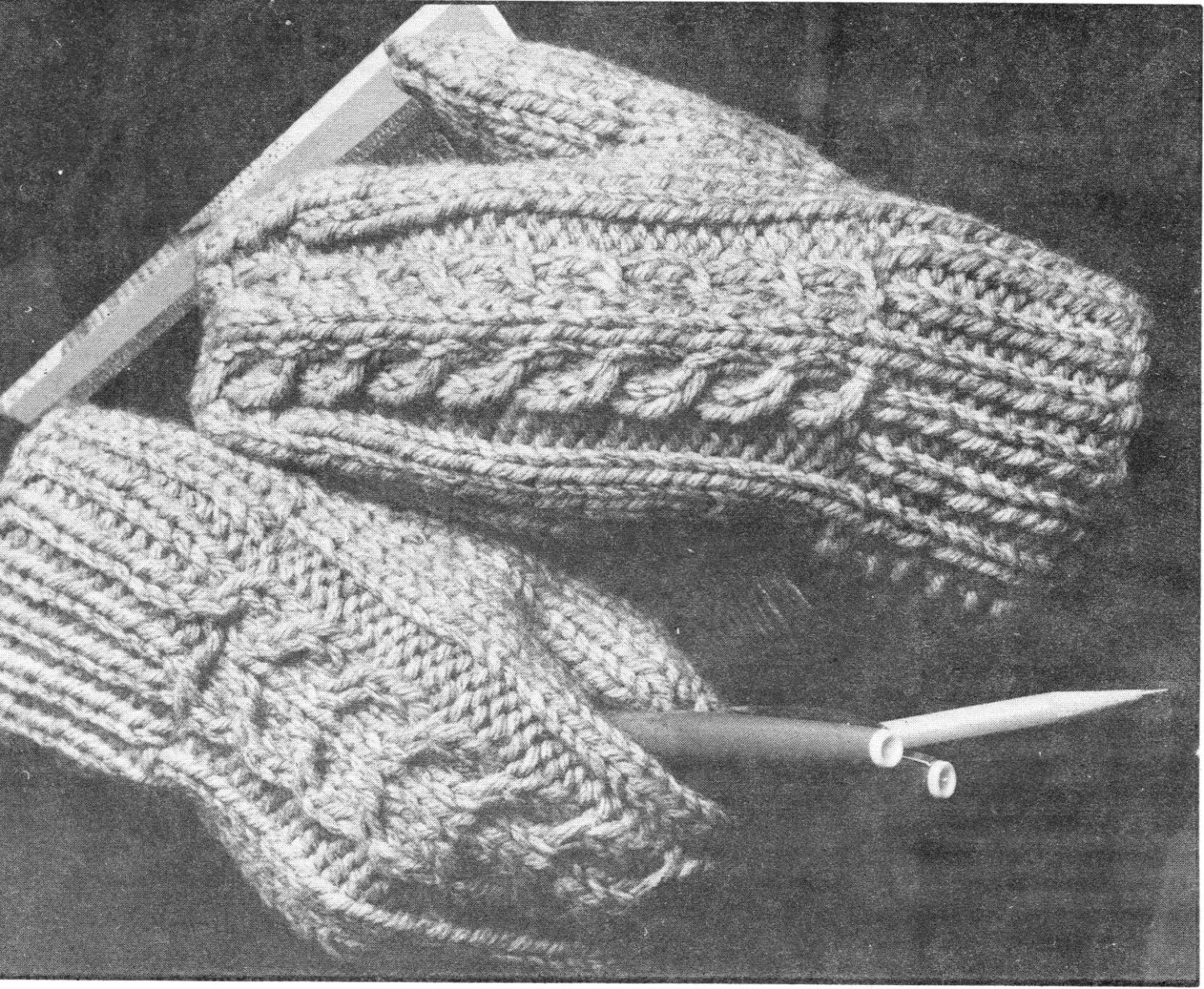 Vintage Knitting Pattern Ladies Cable Knit Mittens Mitts Bulky Etsy