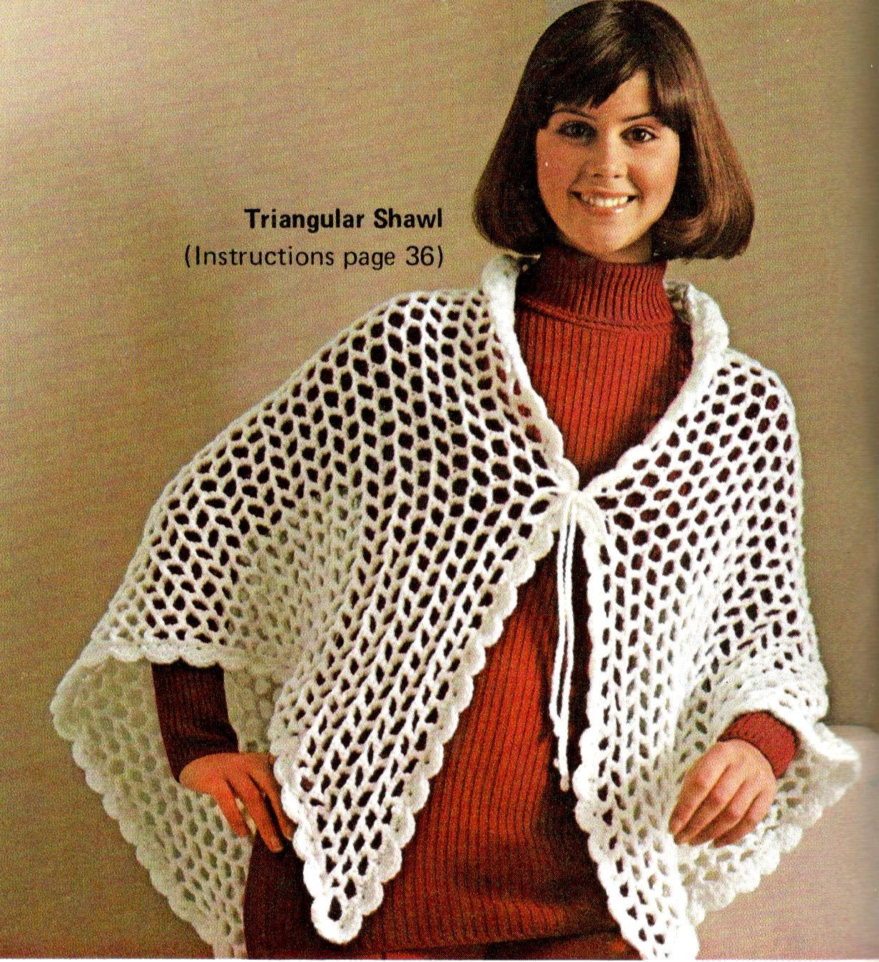 Vintage Crochet Pattern Mesh Lace Triangular Triangle Shawl Wrap Stole ...