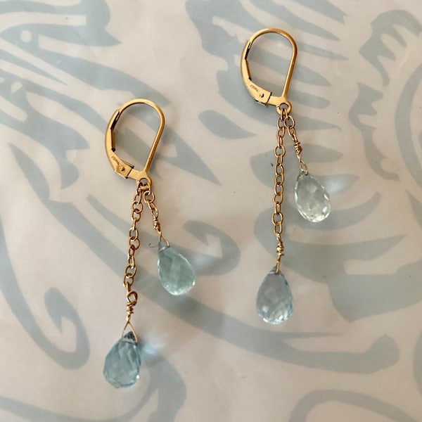 Aquamarine earrings, aquamarine  and gold drop earrings, aquamarine and gold dangling earrings, aquamarine drop earrings, blue earrings