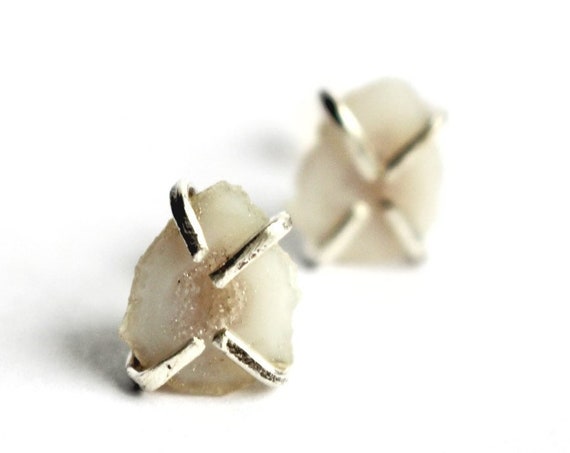 “Mirabei” White Geode Stud Earrings