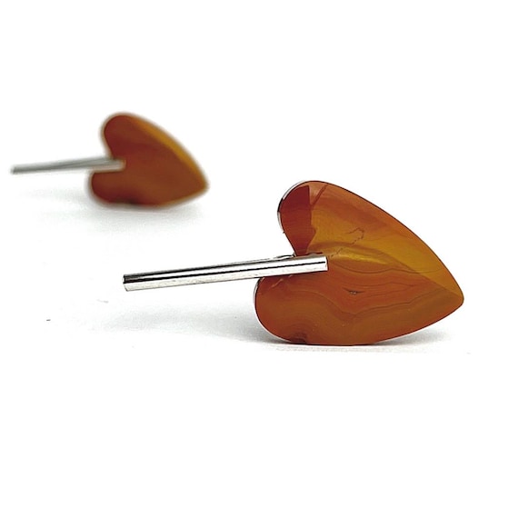 "Anise" Agate Heart Earrings