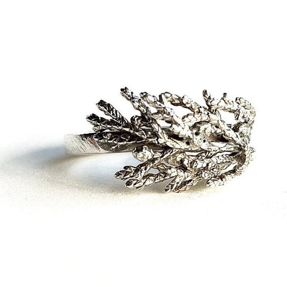 "Dara" Cedar Frond Ring